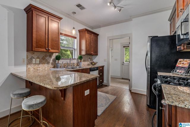 1211 DUNSTON AVENUE, Birmingham, AL 35213