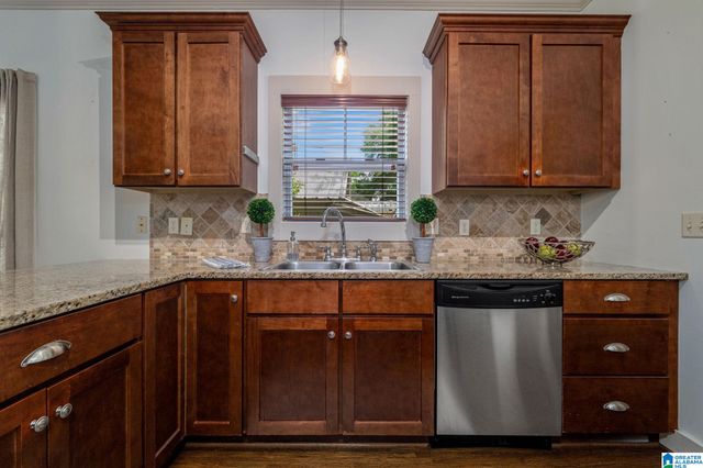 1211 DUNSTON AVENUE, Birmingham, AL 35213