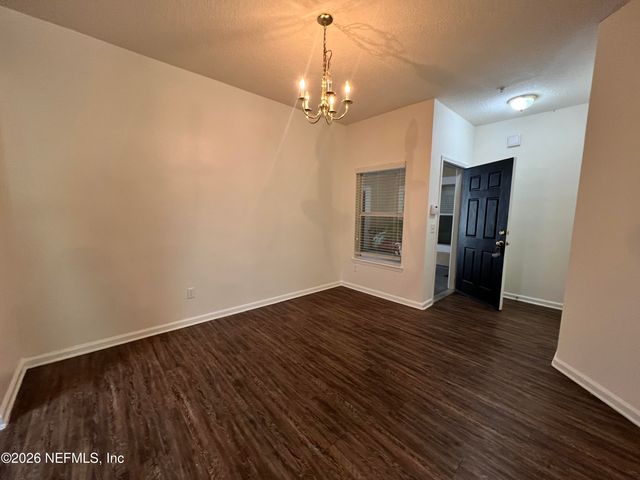 3620 KIRKPATRICK Circle 4, Jacksonville, FL 32210