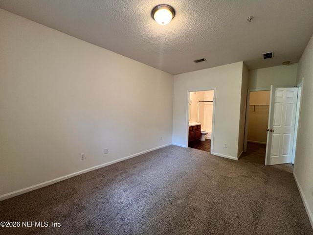 3620 KIRKPATRICK Circle 4, Jacksonville, FL 32210