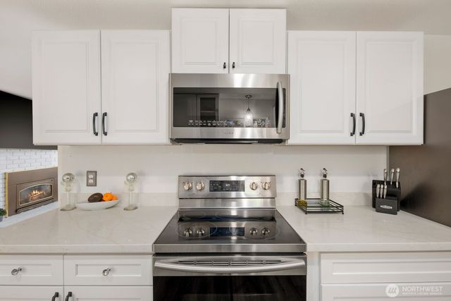 2102 SW 322nd Street, Federal Way, WA 98023
