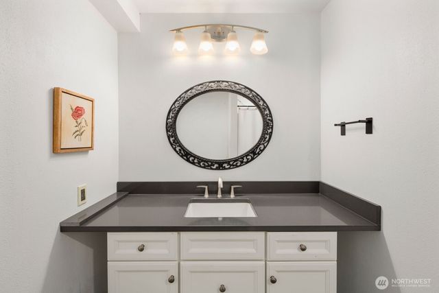 2102 SW 322nd Street, Federal Way, WA 98023