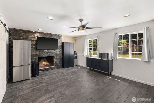2102 SW 322nd Street, Federal Way, WA 98023