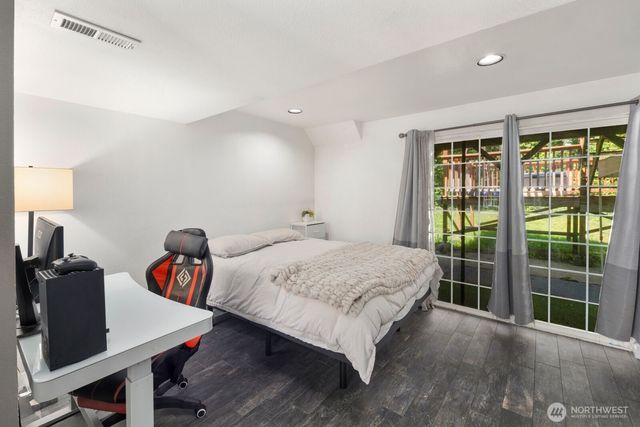2102 SW 322nd Street, Federal Way, WA 98023