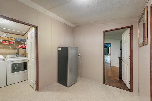 106 County Road 3755, Cleveland, TX 77328