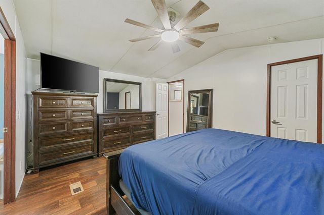 106 County Road 3755, Cleveland, TX 77328