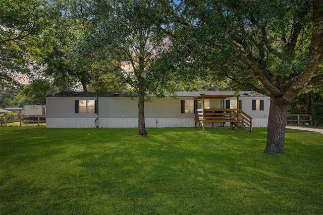 106 County Road 3755, Cleveland, TX 77328