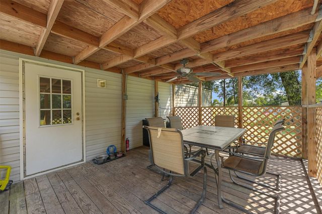 106 County Road 3755, Cleveland, TX 77328