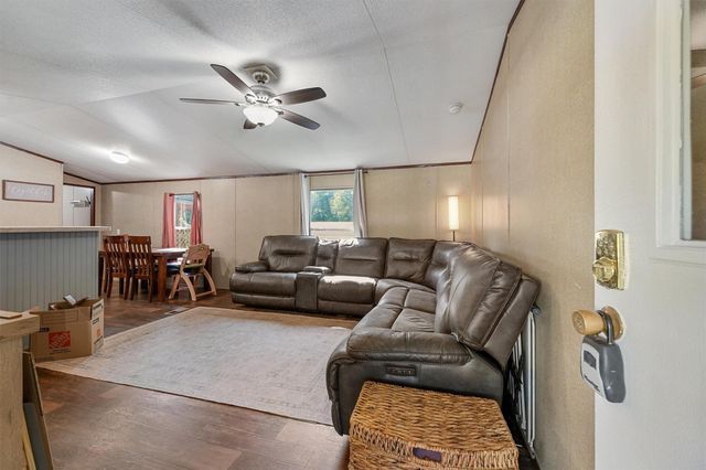 106 County Road 3755, Cleveland, TX 77328