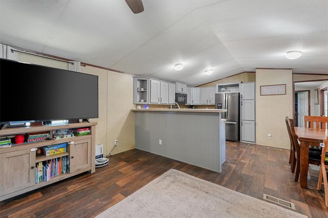 106 County Road 3755, Cleveland, TX 77328