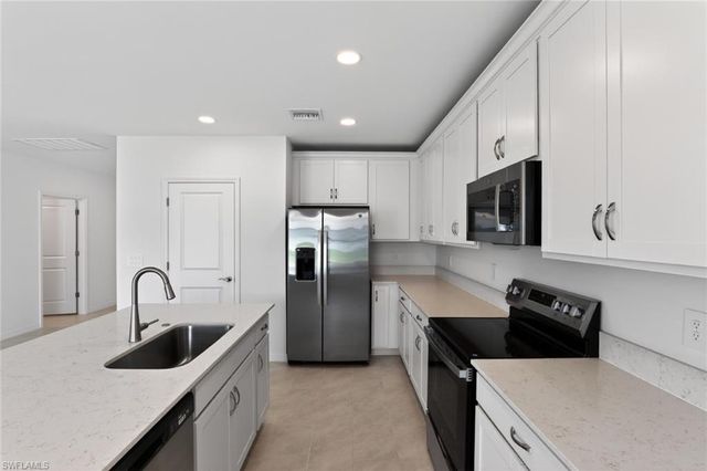 253 Moonlit Lake TRL, Lehigh Acres, FL 33936