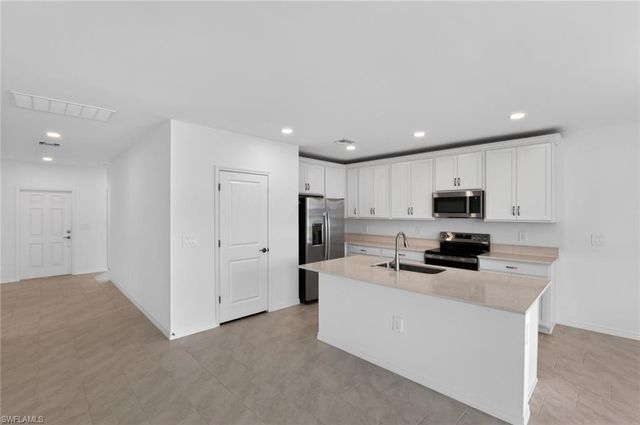 253 Moonlit Lake TRL, Lehigh Acres, FL 33936