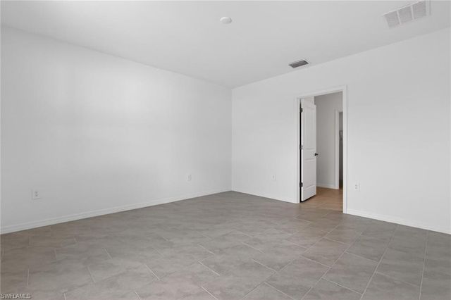 253 Moonlit Lake TRL, Lehigh Acres, FL 33936