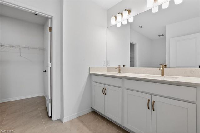 253 Moonlit Lake TRL, Lehigh Acres, FL 33936