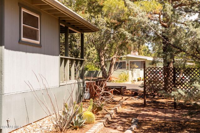 25 BUENA VISTA Lane, Sedona, AZ 86336