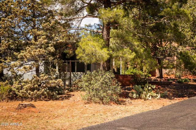 25 BUENA VISTA Lane, Sedona, AZ 86336