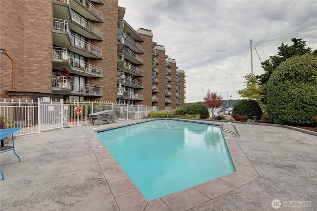 9500 Rainier Avenue S #311, Seattle, WA 98118