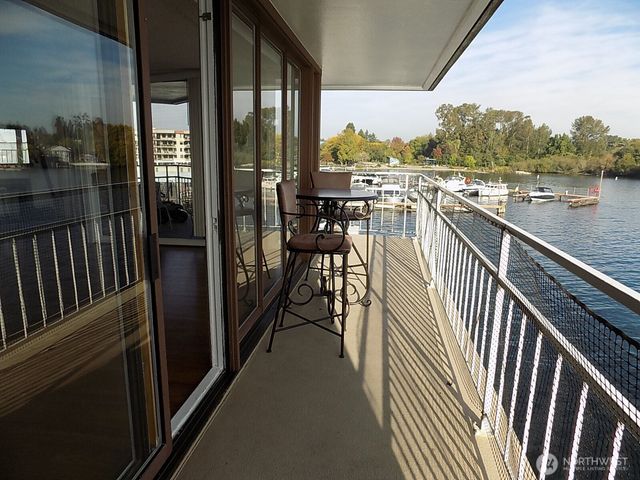 9500 Rainier Avenue S #311, Seattle, WA 98118