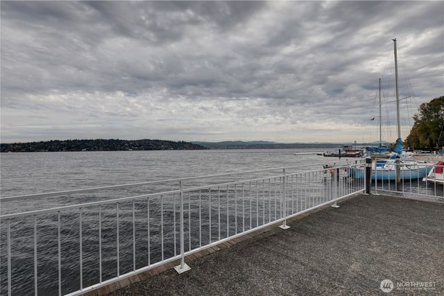 9500 Rainier Avenue S #311, Seattle, WA 98118