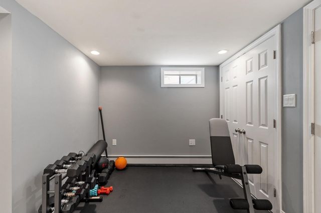 102 Narragansett Rd, Quincy, MA 02169
