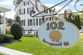102 Narragansett Rd, Quincy, MA 02169