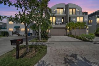 106 NE 16th Terrace, Fort Lauderdale, FL 33301