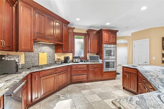 416 Kiefer Creek Road, Unincorporated, MO 63021
