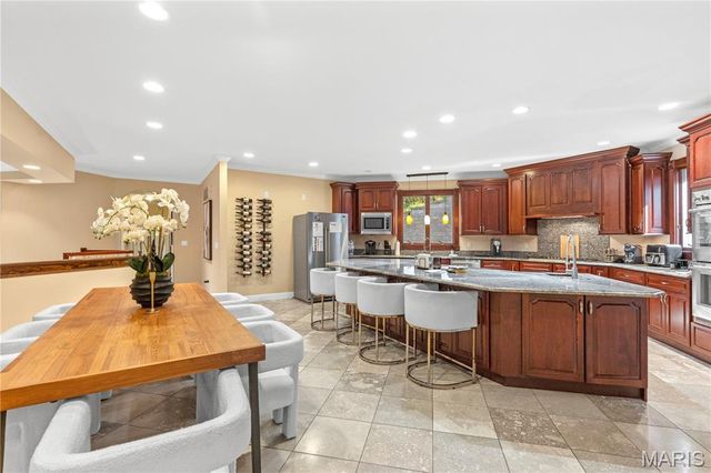 416 Kiefer Creek Road, Unincorporated, MO 63021