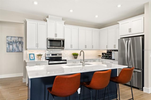 462 FREE RANGE DRIVE, Groveland, FL 34736