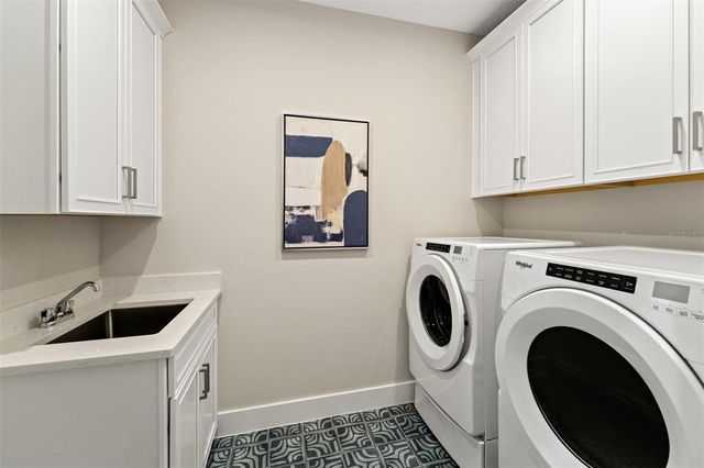 462 FREE RANGE DRIVE, Groveland, FL 34736