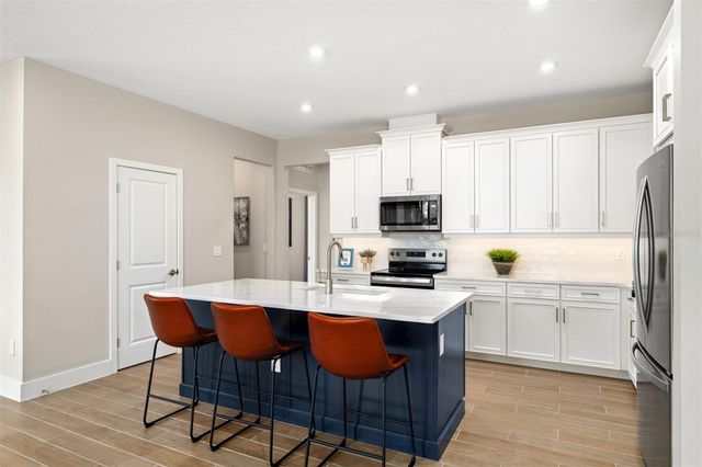 462 FREE RANGE DRIVE, Groveland, FL 34736