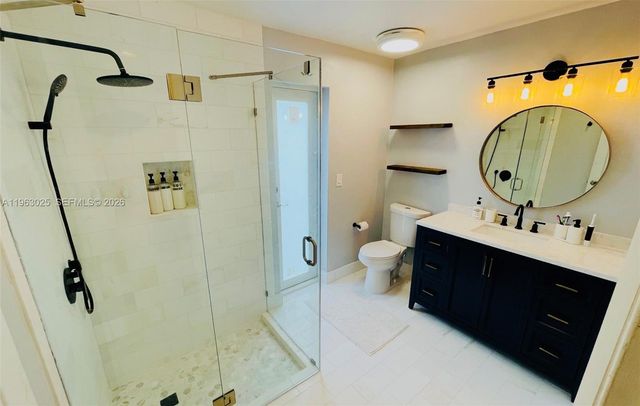 820 NW 91st Ave, Pembroke Pines, FL 33024