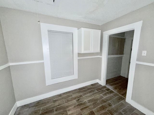 2261 HUNTER AVE, Memphis, TN 38108