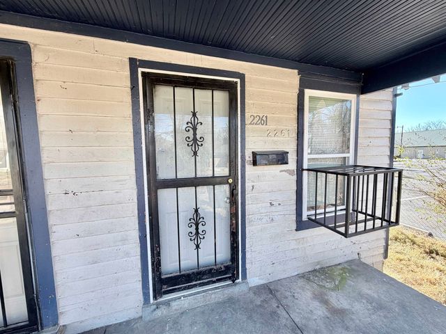 2261 HUNTER AVE, Memphis, TN 38108