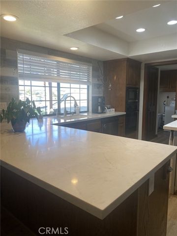 19824 Yucca Loma Road, Apple Valley, CA 92307