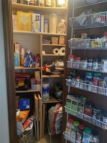 19824 Yucca Loma Road, Apple Valley, CA 92307