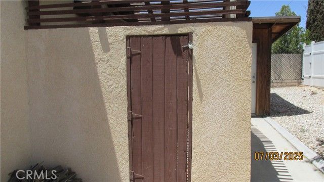 19824 Yucca Loma Road, Apple Valley, CA 92307