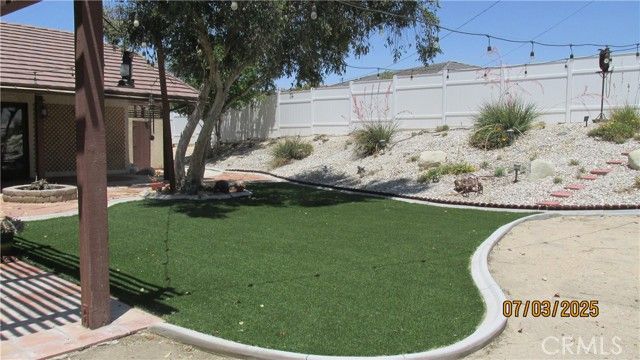 19824 Yucca Loma Road, Apple Valley, CA 92307