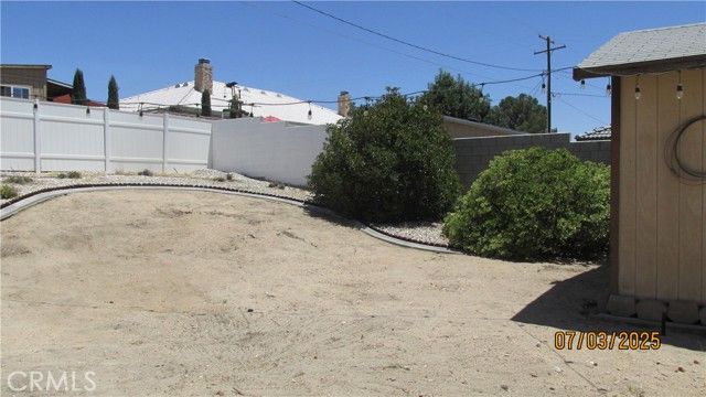 19824 Yucca Loma Road, Apple Valley, CA 92307