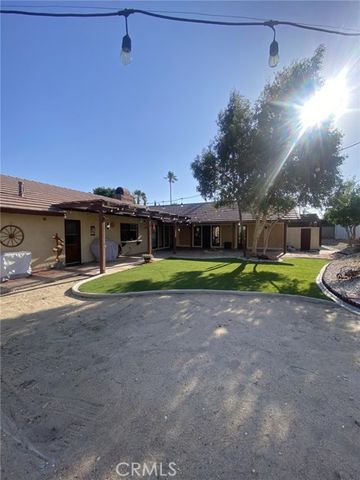 19824 Yucca Loma Road, Apple Valley, CA 92307