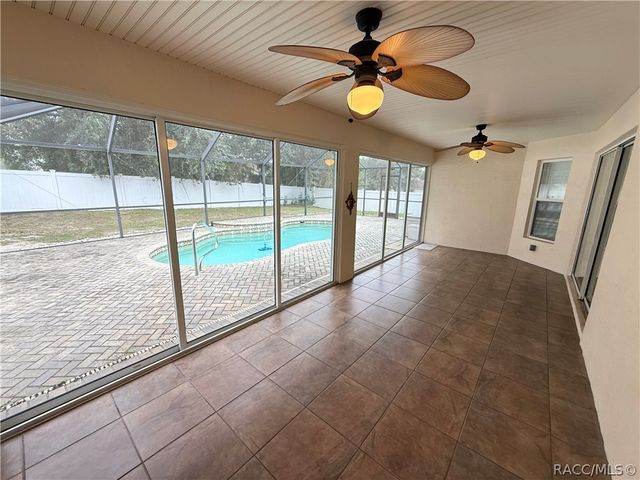 1035 S Brookfield Drive, Lecanto, FL 34461