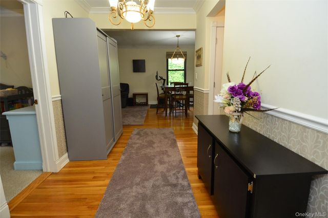 40 Rockledge Road 2A, Hartsdale, NY 10530