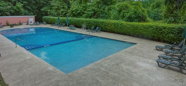 40 Rockledge Road 2A, Hartsdale, NY 10530