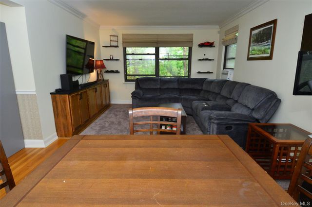 40 Rockledge Road 2A, Hartsdale, NY 10530