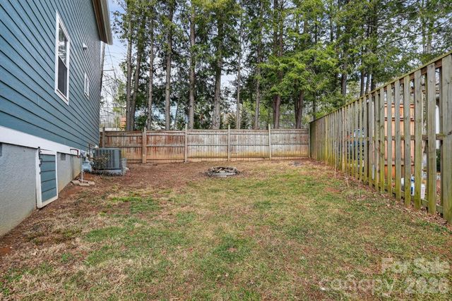 155 N Fork Road, Black Mountain, NC 28711