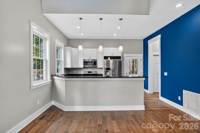 155 N Fork Road, Black Mountain, NC 28711