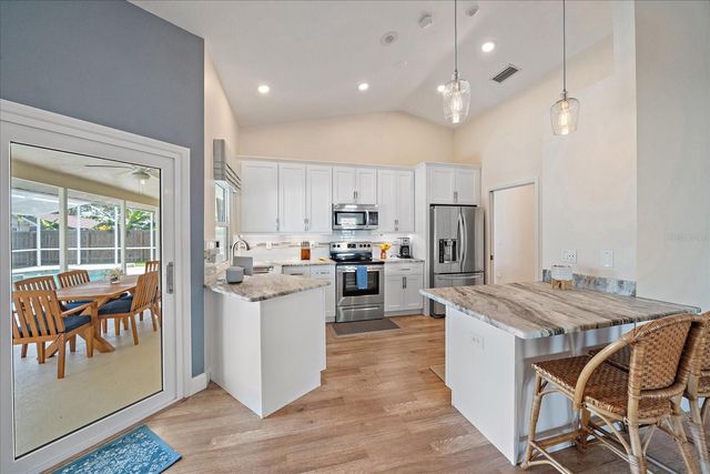 4424 DIAMOND CIRCLE W, Sarasota, FL 34233