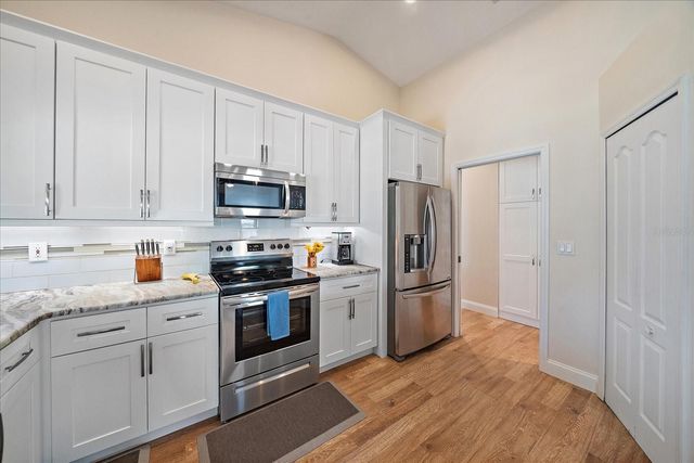 4424 DIAMOND CIRCLE W, Sarasota, FL 34233