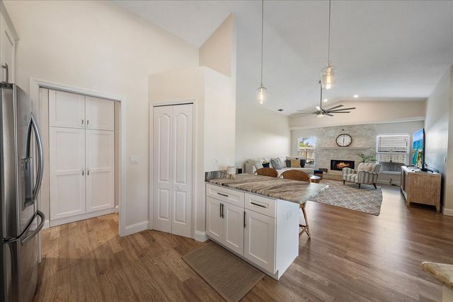 4424 DIAMOND CIRCLE W, Sarasota, FL 34233