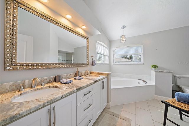 4424 DIAMOND CIRCLE W, Sarasota, FL 34233